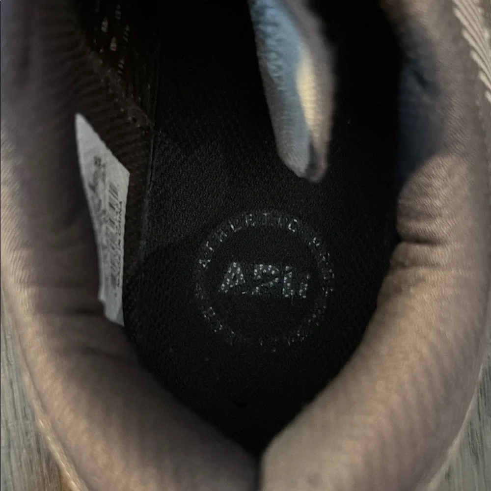 APL light taupe